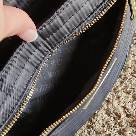 Steve Madden black extra large shoulder bag plus backpack - Picture 13 of 16